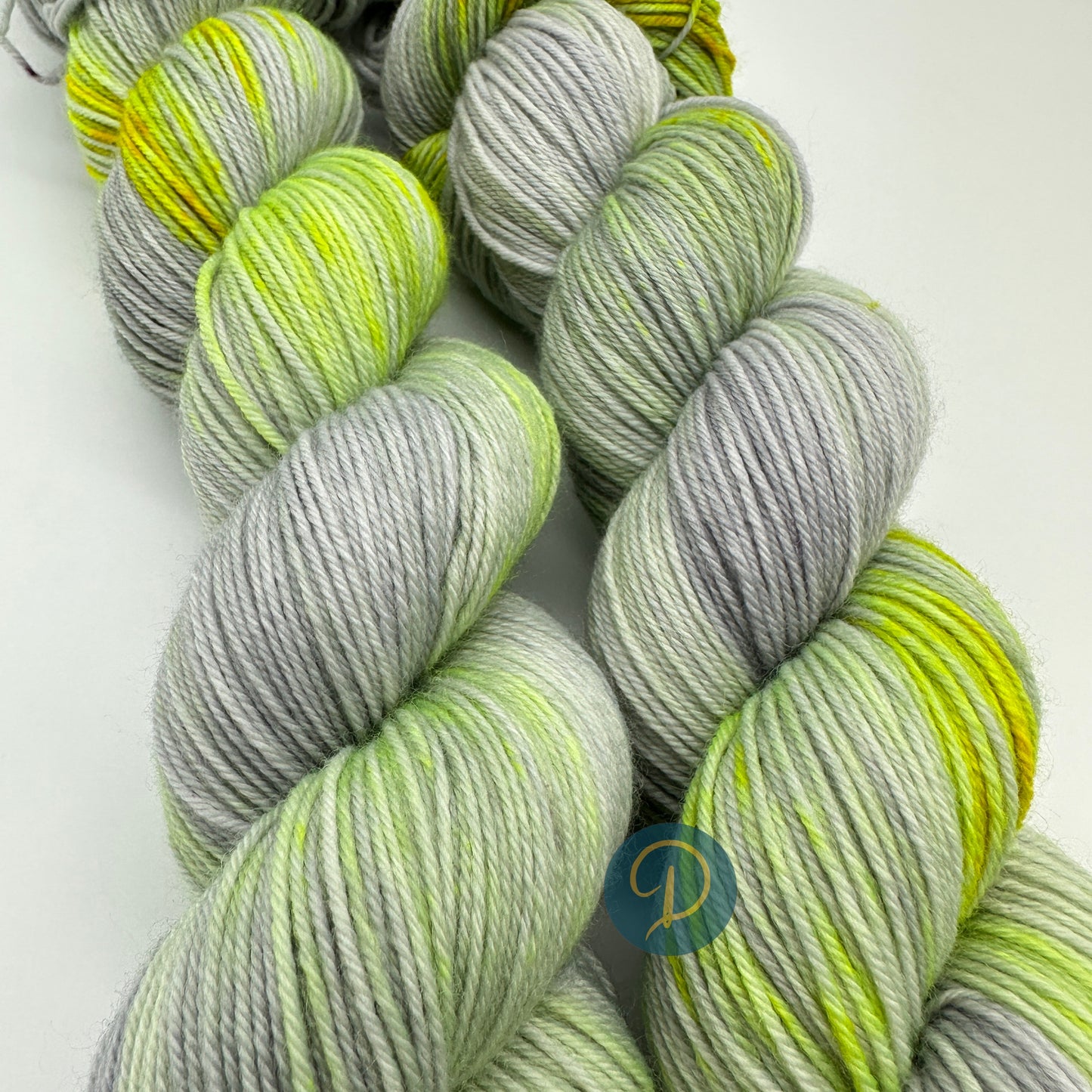 Handgefärbte Sockenwolle, 4-fach Wolle, 100 g, Nr. 27A