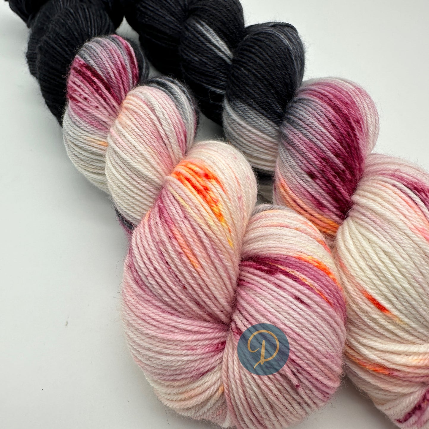 Handgefärbte Sockenwolle, 4-fach Wolle, 100 g, Nr. 117