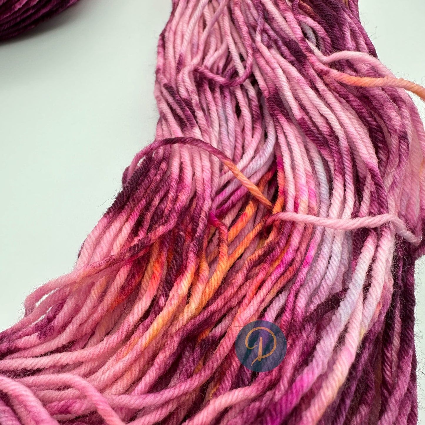 Handgefärbte Wolle, Sockenwolle 6-fach, 150 g, Nr. 674