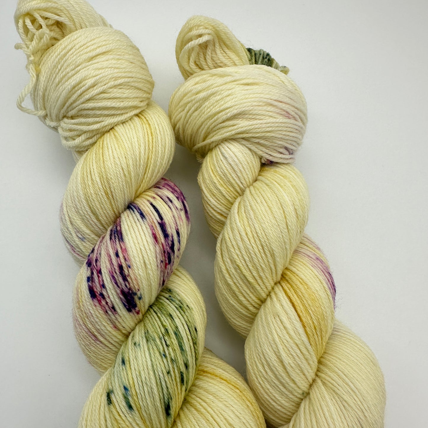 Handgefärbte Sockenwolle, 4-fach Wolle, 100 g, Nr. 127