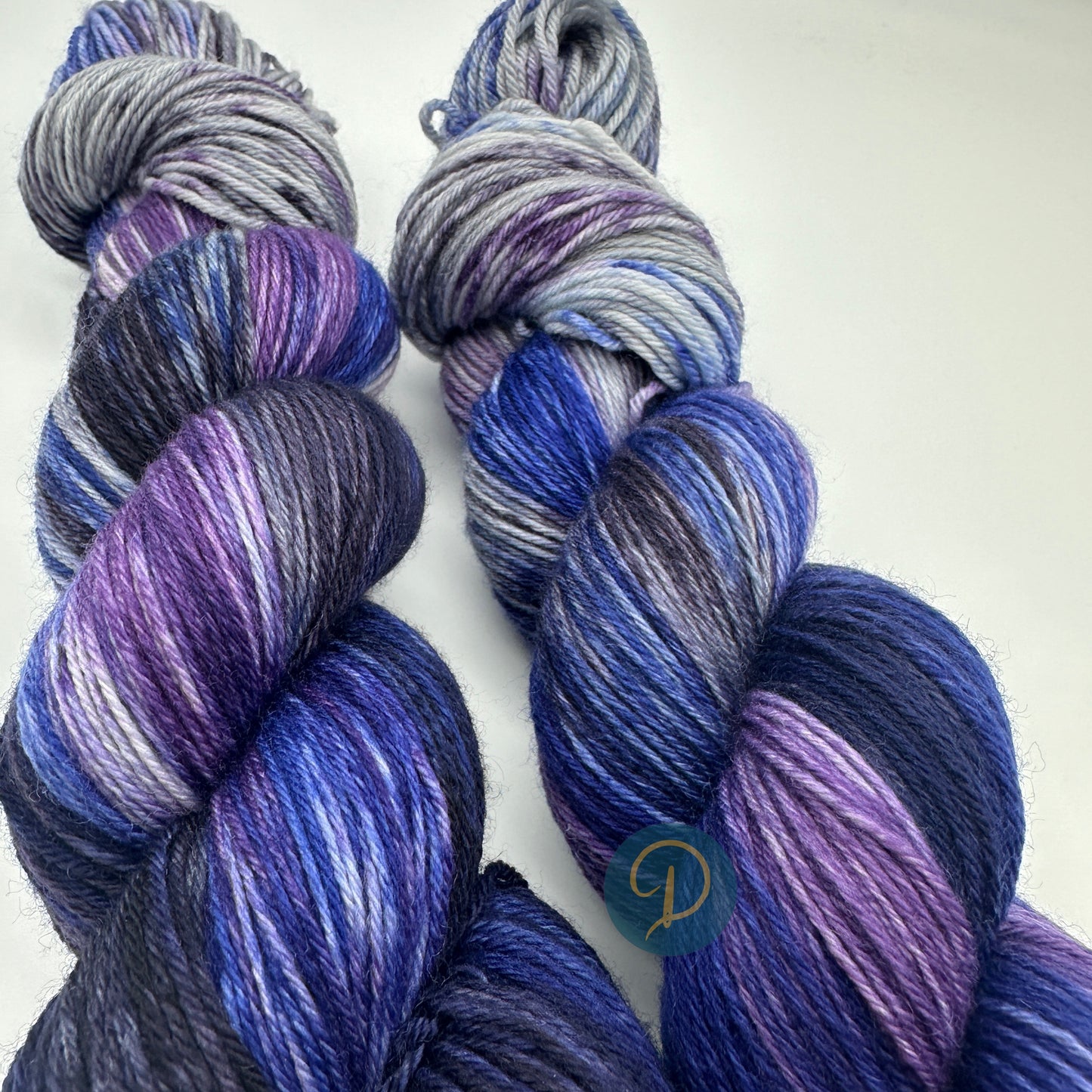 Handgefärbte Sockenwolle, 4-fach Wolle, 100 g, Nr. 19