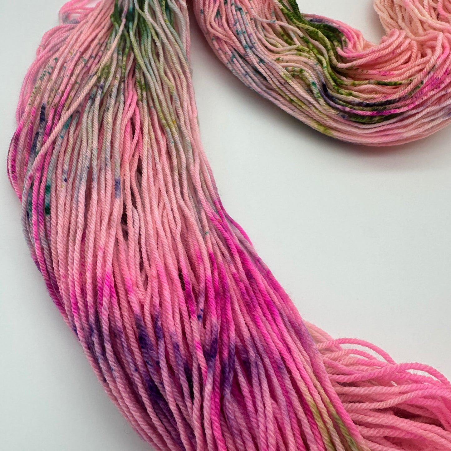 Handgefärbte Sockenwolle, 4-fach Wolle, 100 g, Nr. 28A