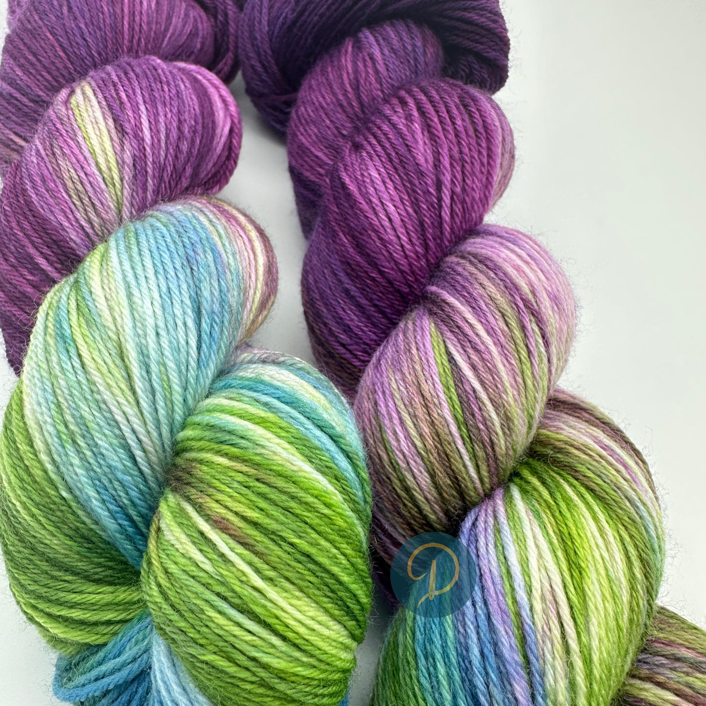 Handgefärbte Sockenwolle, 4-fach Wolle, 100 g, Nr. 90