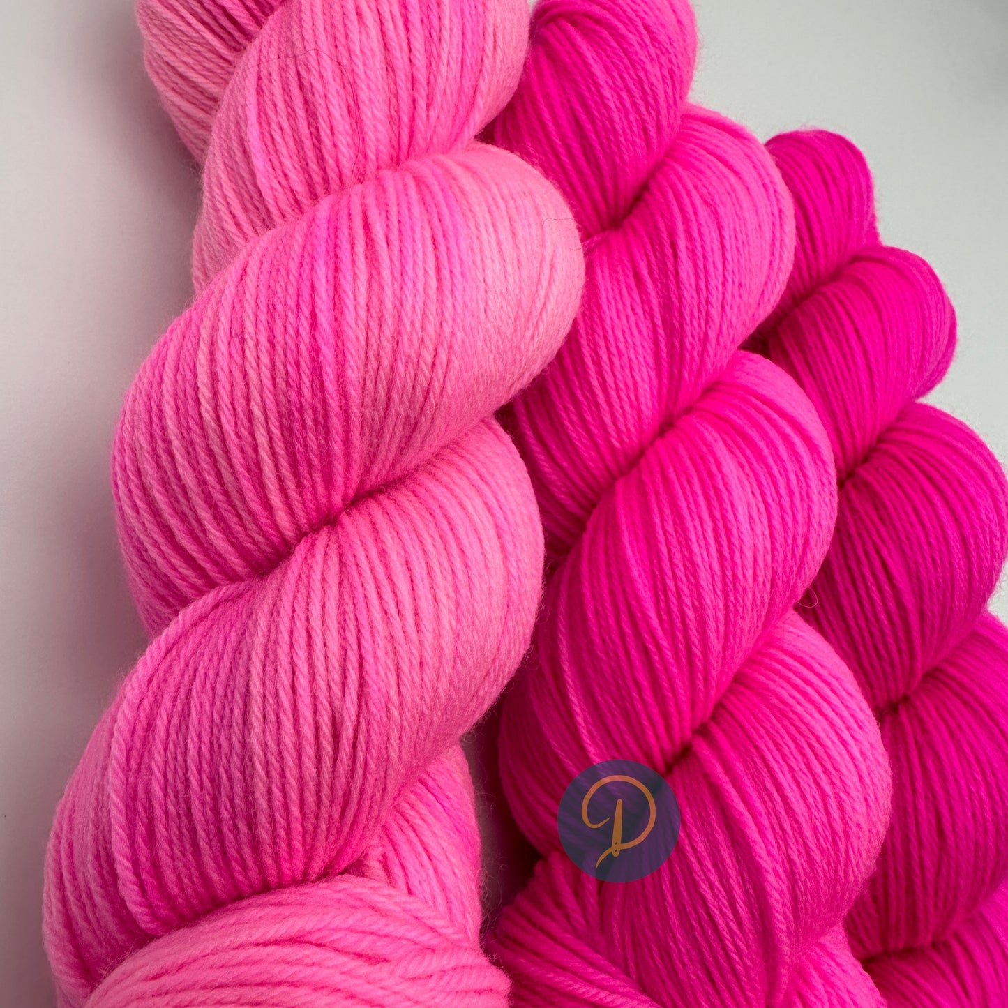 Fade Set "Junior in neon pink" 4-fach, 3 Stränge je 100g
