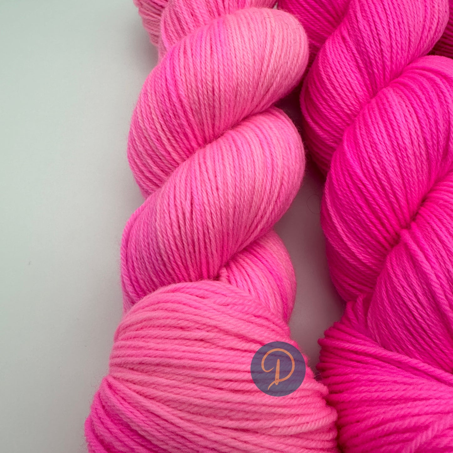 Fade Set "Junior in neon pink" 4-fach, 3 Stränge je 100g
