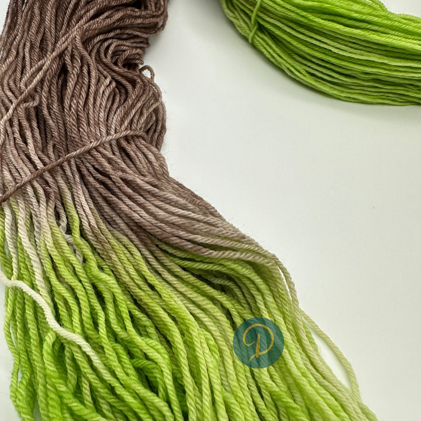 Handgefärbte Sockenwolle, 4-fach Wolle, 100 g, Nr. 39