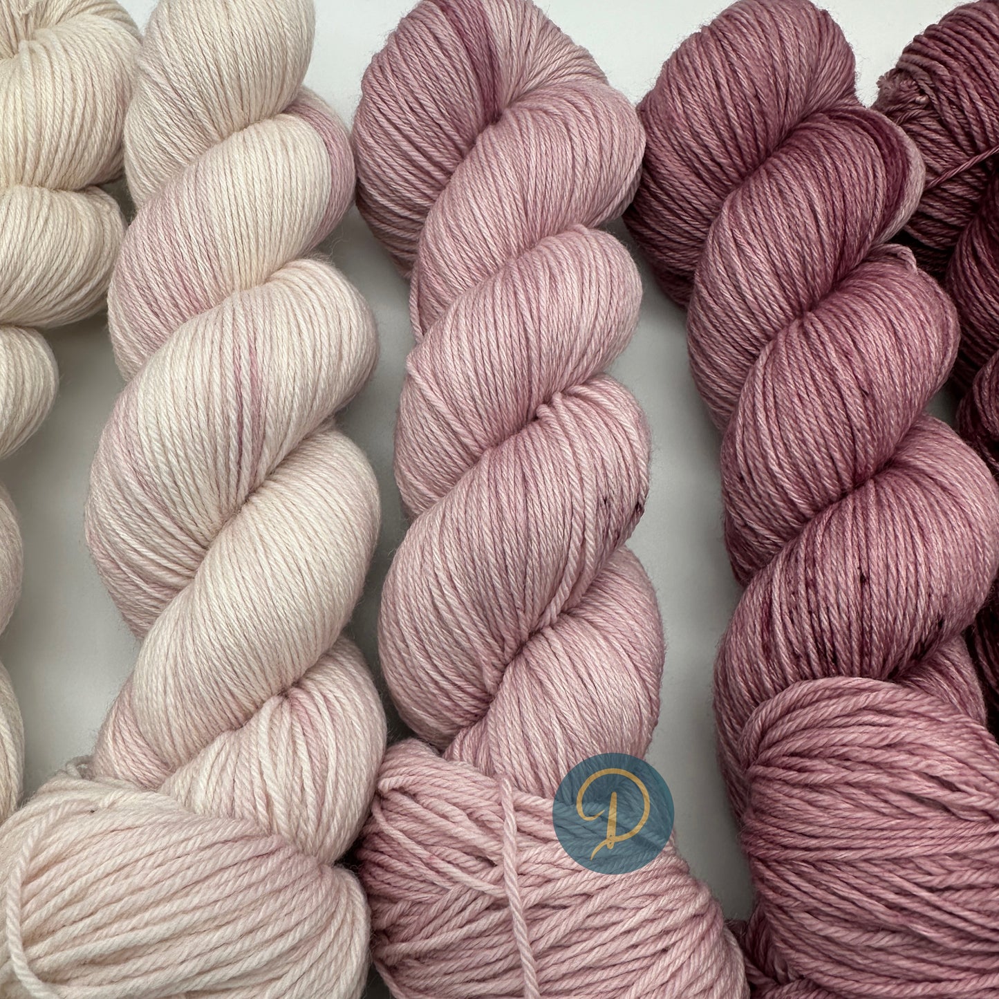 Fade Set, handgefärbte Wolle, 4-fach, 5 Stränge je 100g, F6