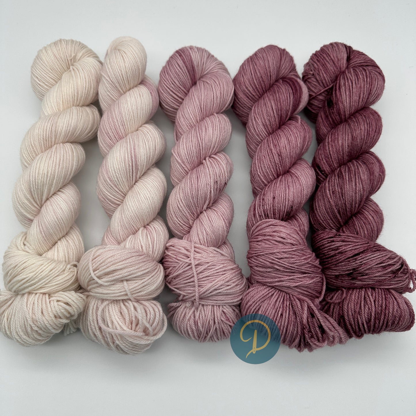 Fade Set, handgefärbte Wolle, 4-fach, 5 Stränge je 100g, F6