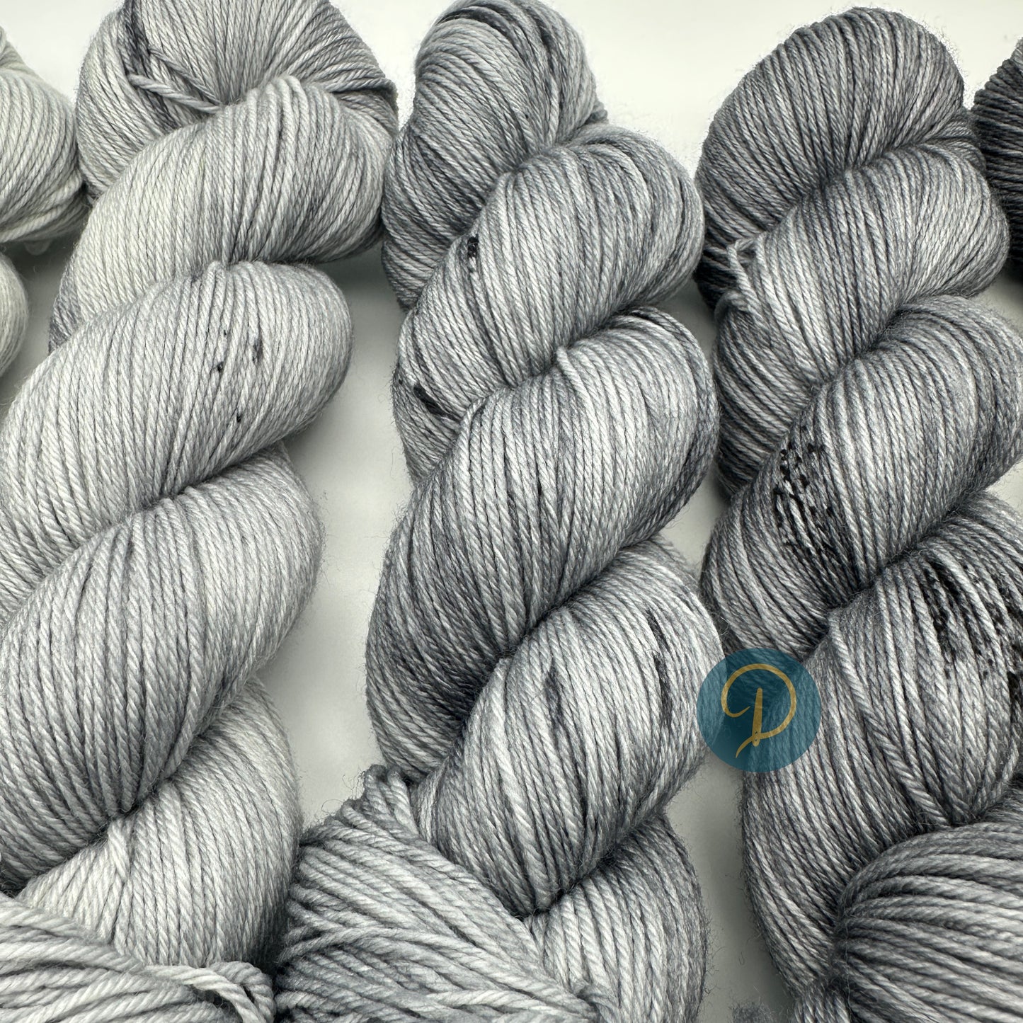 Fade Set "Schlichte Eleganz" 4-fach, 6 Stränge x 100g, Nr. F3