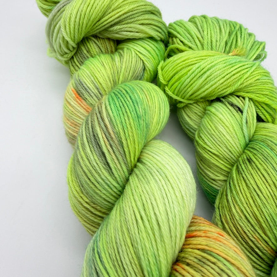 Handgefärbte Sockenwolle,  4-fach Wolle, 100 g, Nr. 141