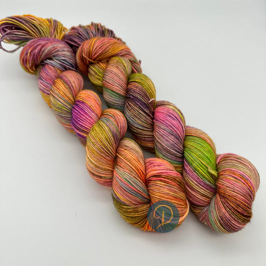 Handgefärbte Sockenwolle,  4-fach Wolle, 100 g, Nr. 116