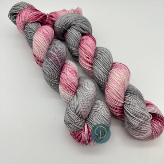 Handgefärbte Sockenwolle,  4-fach Wolle, 100 g, Nr. 29A