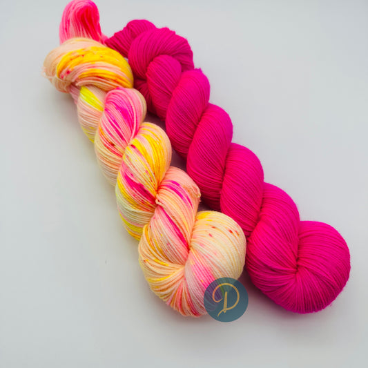 Handgefärbte Sockenwolle Set,  4-fach Wolle, 2 x 100 g, Nr. S1