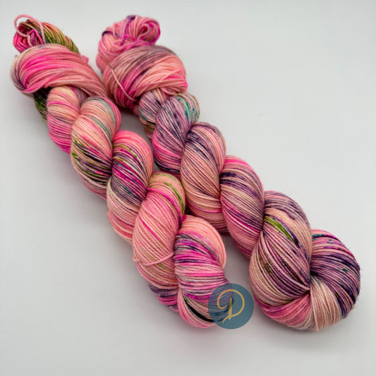 Handgefärbte Sockenwolle,  4-fach Wolle, 100 g, Nr. 28A