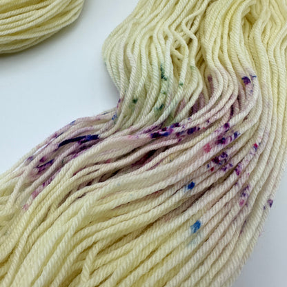 Handgefärbte Sockenwolle,  4-fach Wolle, 100 g, Nr. 127