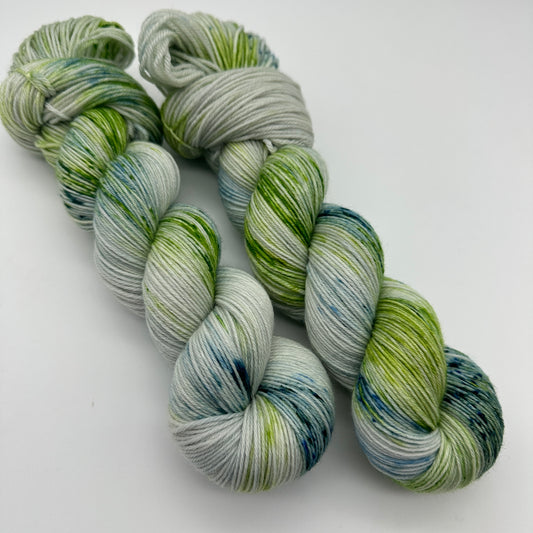 Handgefärbte Sockenwolle,  4-fach Wolle, 100 g, Nr. 131