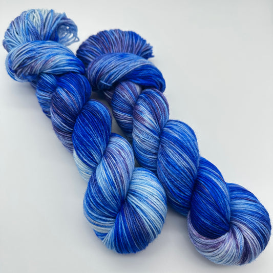 Handgefärbte Sockenwolle,  4-fach Wolle, 100 g, Nr. 135