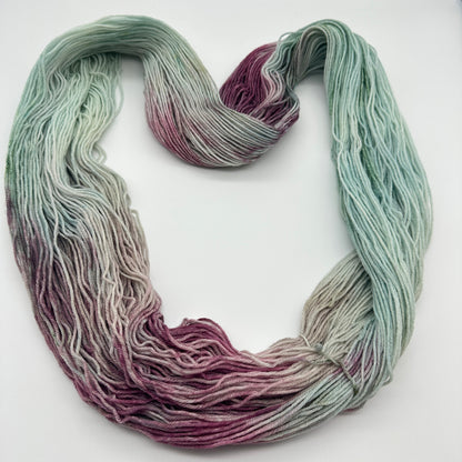 Handgefärbte Sockenwolle,  4-fach Wolle, 100 g, Nr. 137