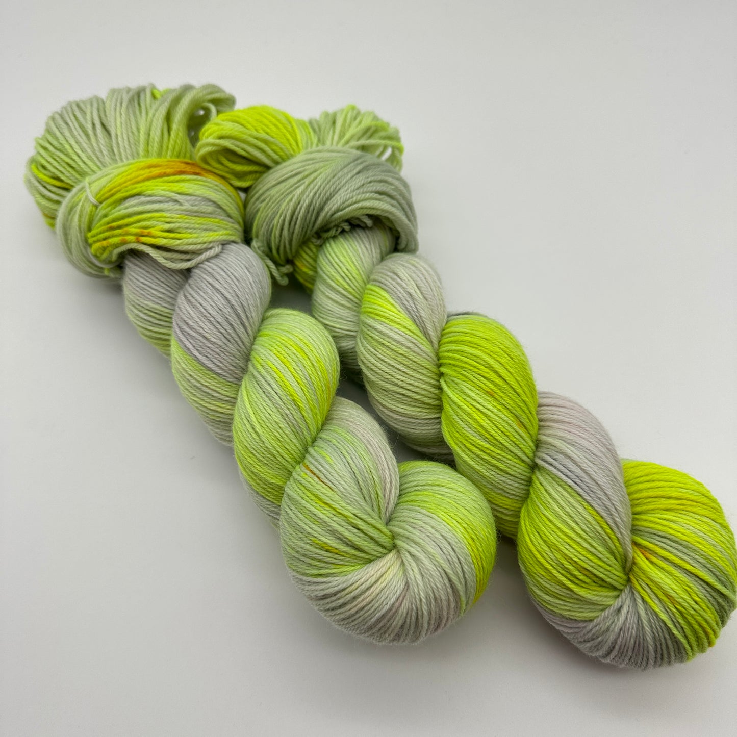 Handgefärbte Sockenwolle,  4-fach Wolle, 100 g, Nr. 138