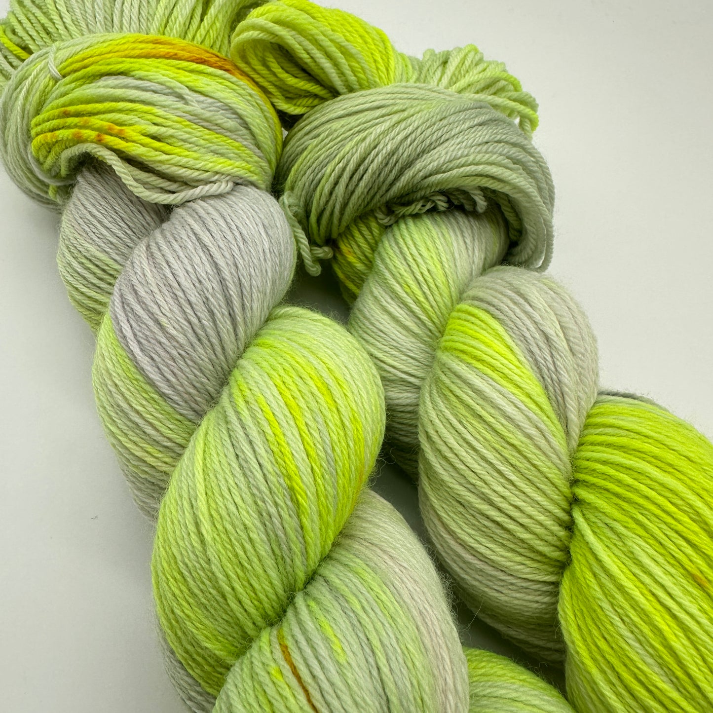 Handgefärbte Sockenwolle,  4-fach Wolle, 100 g, Nr. 138
