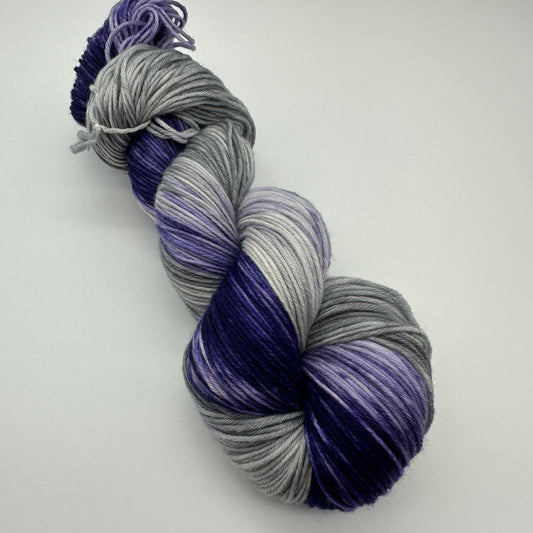 Zweite-Chance-Strang Nr. 605 – Handgefärbte Sockenwolle 6-fach, 150 g Sonderpreis