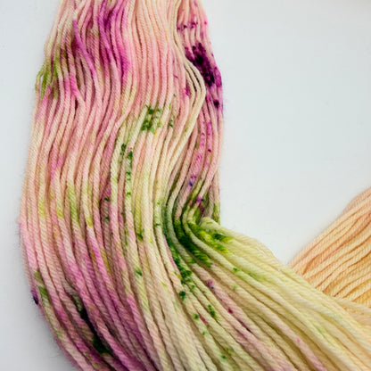 Handgefärbte Sockenwolle,  4-fach Wolle, 100 g, Nr. 30A