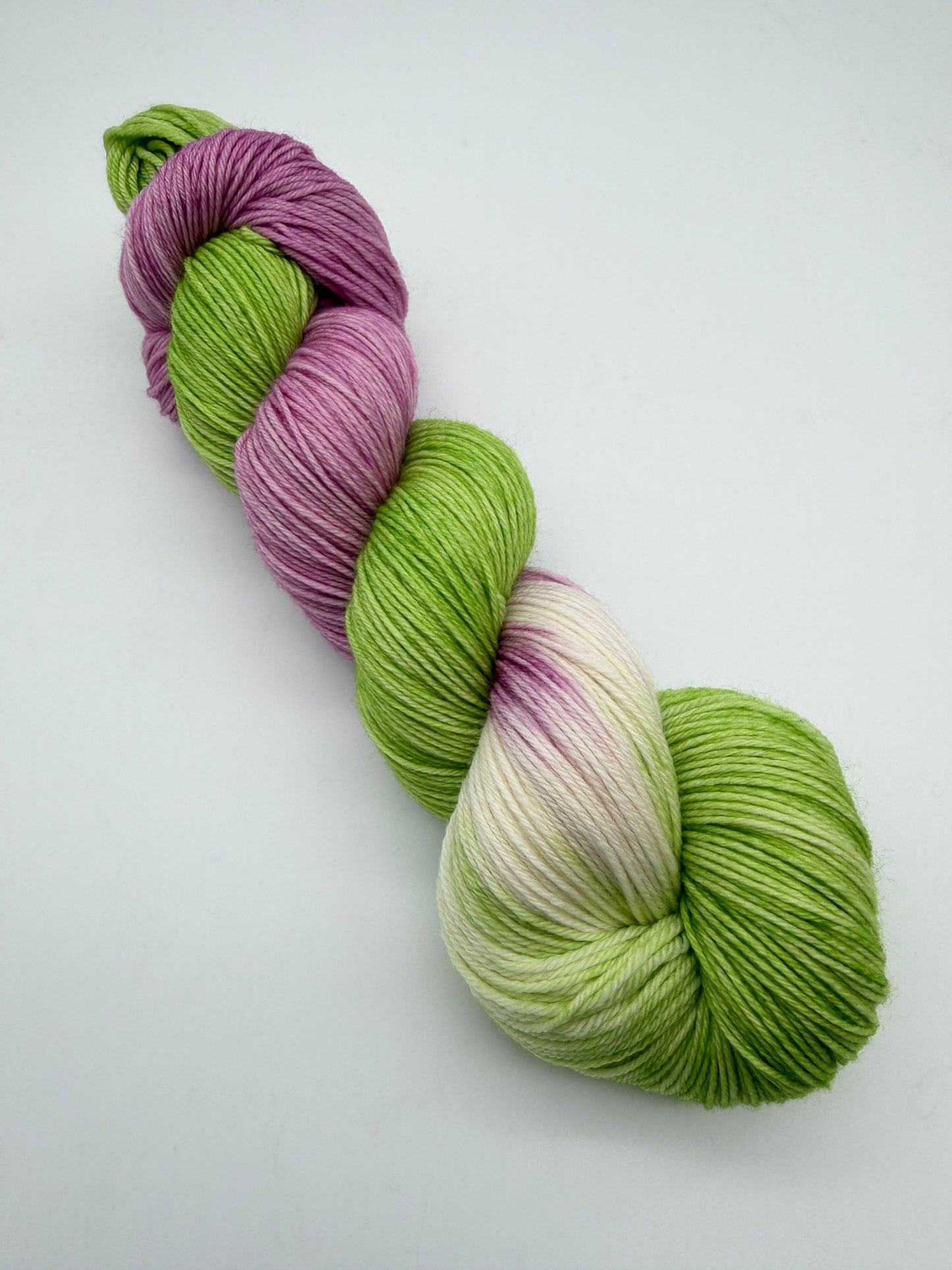 Handgefärbte Sockenwolle,  4-fach Wolle, 100 g, Nr. 140