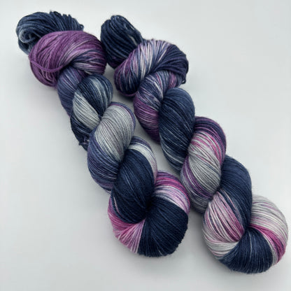 Handgefärbte Sockenwolle,  4-fach Wolle, 100 g, Nr. 92