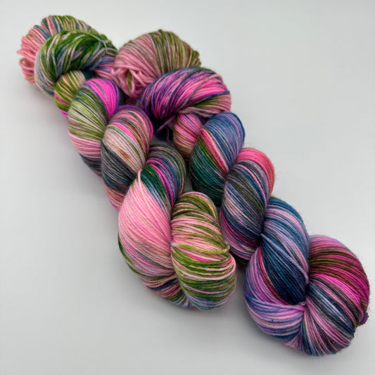 Handgefärbte Sockenwolle,  4-fach Wolle, 100 g, Nr. 93