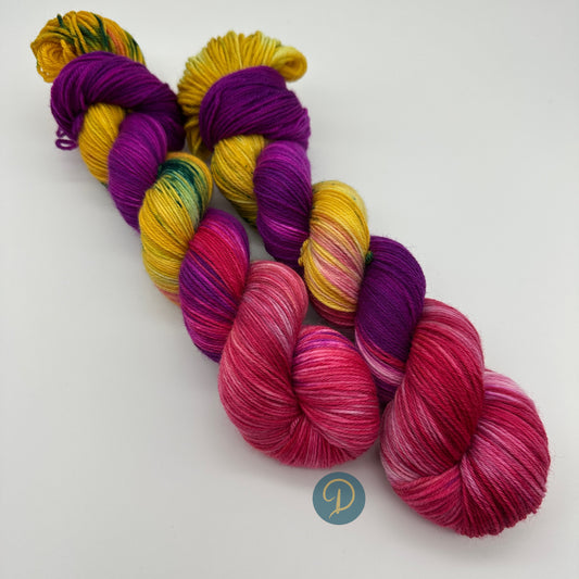 Handgefärbte Sockenwolle,  4-fach Wolle, 100 g, Nr. 82