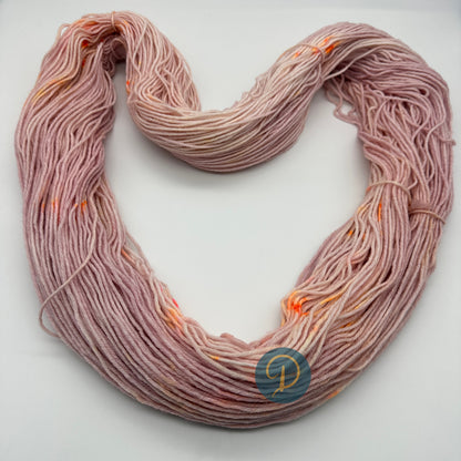 Handgefärbte Wolle, Sockenwolle 6-fach, 150 g, Nr. 656