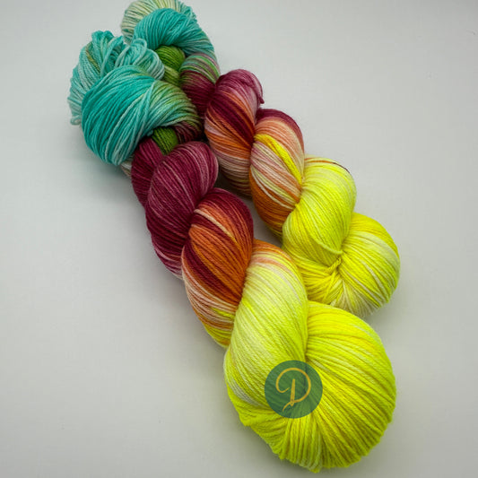 Handgefärbte Sockenwolle,  4-fach Wolle, 100 g, Nr. 42