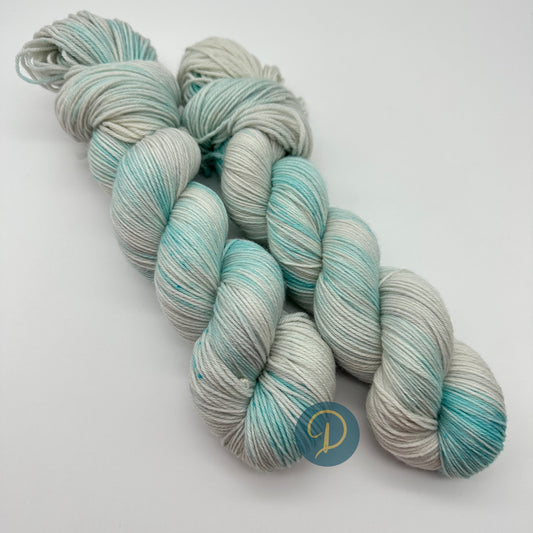 Handgefärbte Sockenwolle,  4-fach Wolle, 100 g, Nr. 110