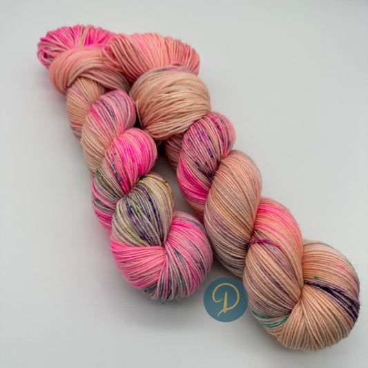 Handgefärbte Sockenwolle,  4-fach Wolle, 100 g, Nr. 87