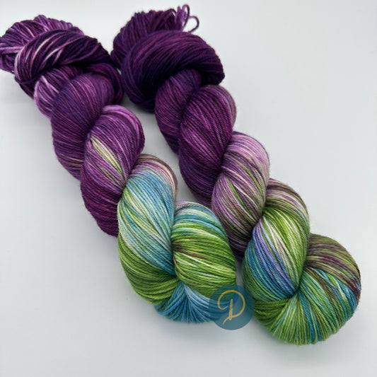 Handgefärbte Sockenwolle,  4-fach Wolle, 100 g, Nr. 90