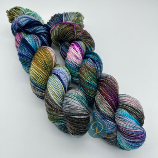 Handgefärbte Sockenwolle,  4-fach Wolle, 100 g, Nr. 89