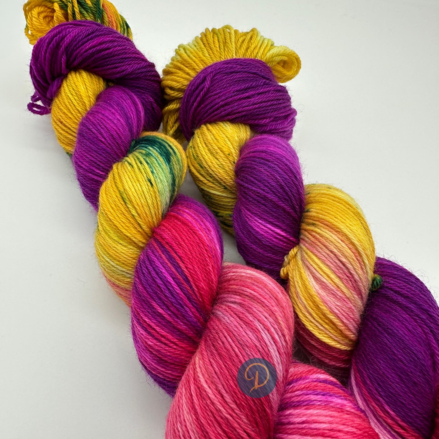 Handgefärbte Sockenwolle,  4-fach Wolle, 100 g, Nr. 82