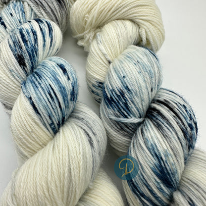 Handgefärbte Sockenwolle,  4-fach Wolle, 100 g, Nr. 101