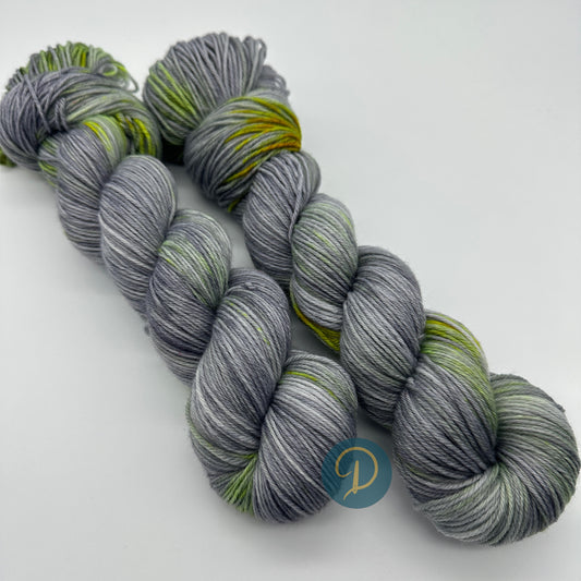 Handgefärbte Sockenwolle,  4-fach Wolle, 100 g, Nr. 74