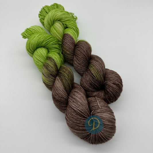 Handgefärbte Sockenwolle,  4-fach Wolle, 100 g, Nr. 39