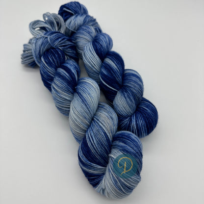 Handgefärbte Sockenwolle,  4-fach Wolle, 100 g, Nr. 48