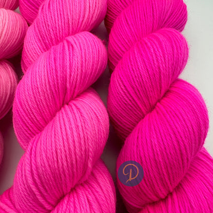 Fade Set "Junior in neon pink" 4-fach, 3 Stränge je 100g