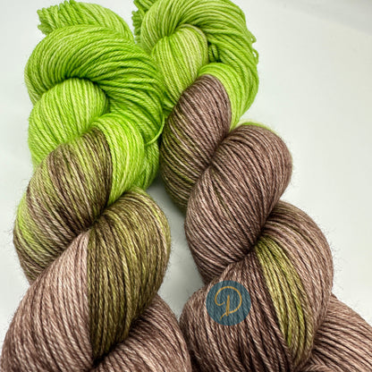 Handgefärbte Sockenwolle,  4-fach Wolle, 100 g, Nr. 39