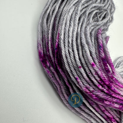 Handgefärbte Sockenwolle,  4-fach Wolle, 100 g, Nr. 84