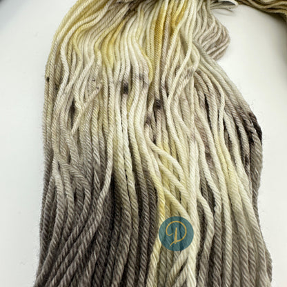 Handgefärbte Sockenwolle,  4-fach Wolle, 100 g, Nr. 114