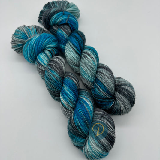 Handgefärbte Sockenwolle,  4-fach Wolle, 100 g, Nr. 55